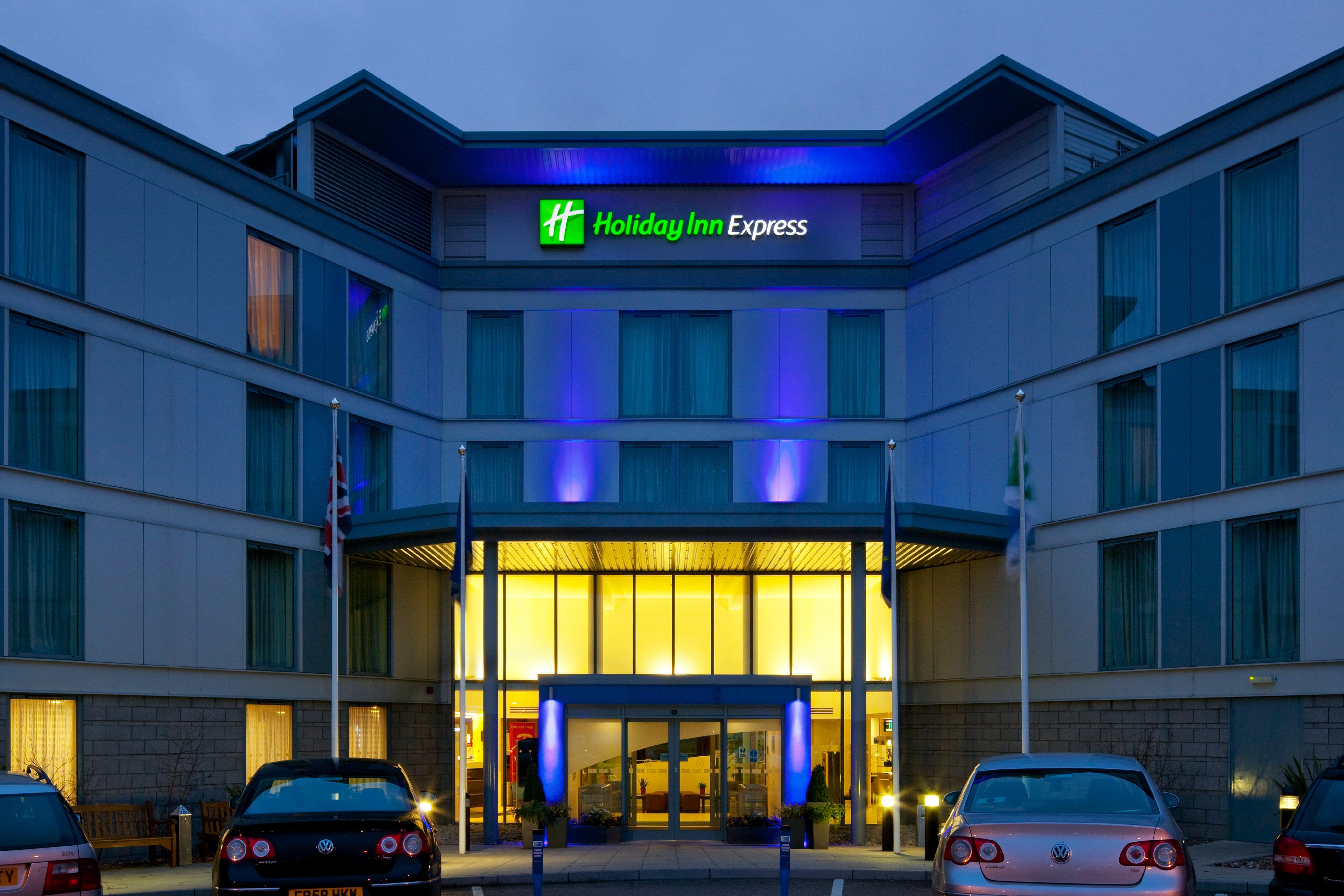 Holiday Inn Express London Stansted Airport, An Ihg Hotel Stansted Mountfitchet Kültér fotó